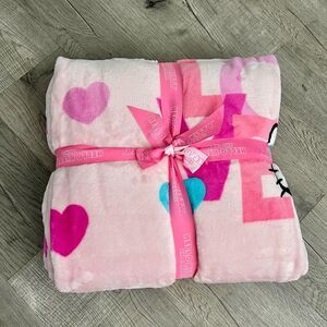 Hello Kitty Pink LOVE Plush Twin Blanket-Pink-60x90-Valentines Day